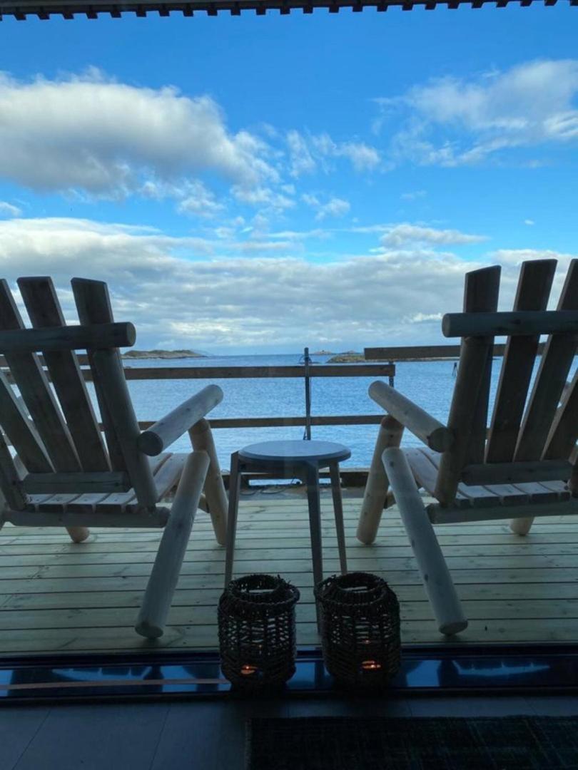 Waterfront Apartment With Panoramic Sea View 헤닝스베르 외부 사진