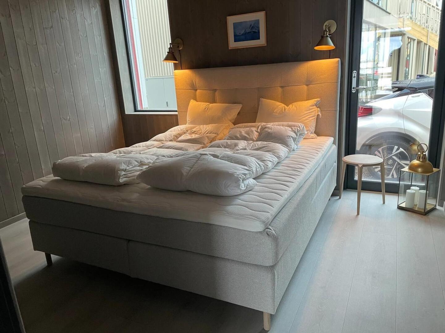 Waterfront Apartment With Panoramic Sea View 헤닝스베르 외부 사진