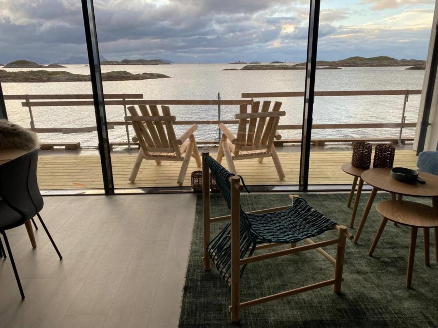 Waterfront Apartment With Panoramic Sea View 헤닝스베르 외부 사진